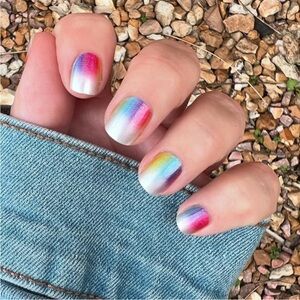 Color Street LET’S GLOW Nail Set